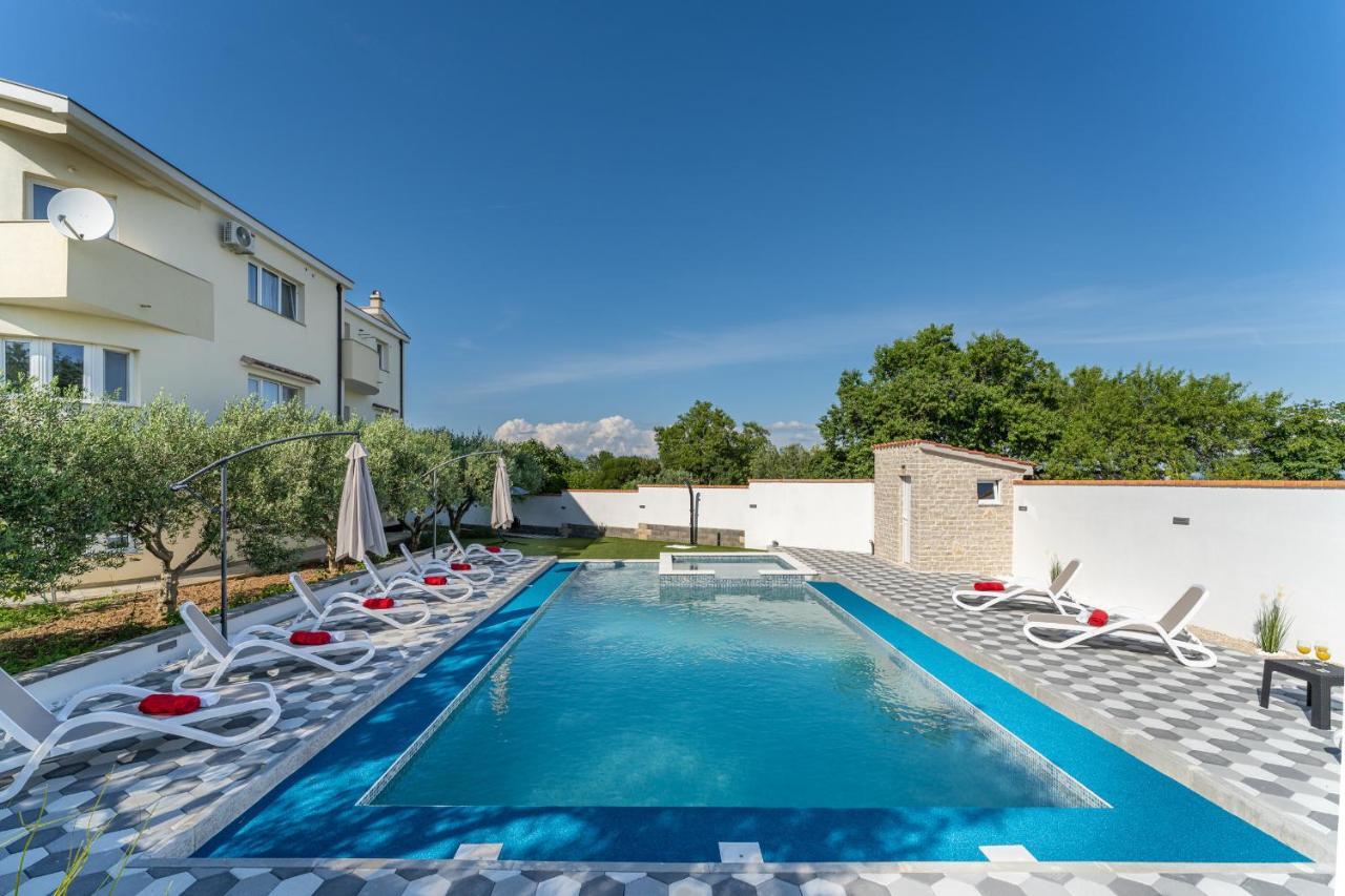 Apartman David S Bazenom Podusje Kültér fotó